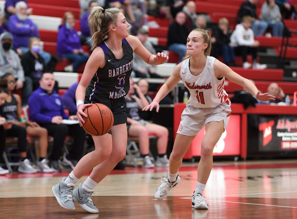 Two_Jeff Harwell_Wadsworth_Barberton_girls.29
